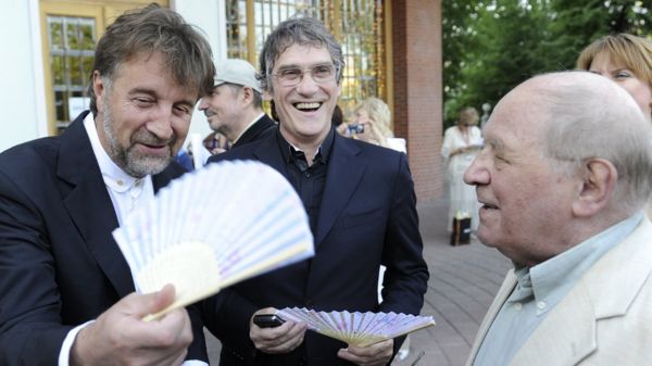 Скончался народный артист России Валерий Гаркалин. Он болел коронавирусом