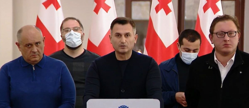 В Грузии девять депутатов объявили голодовку в поддержку Саакашвили. Его врач заявил об ухудшении здоровья политика