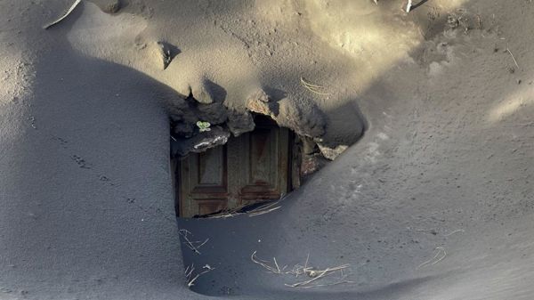 Извержение вулкана Кумбре-Вьеха на Пальме закончилось. Вот что оно сделало с островом за три месяца