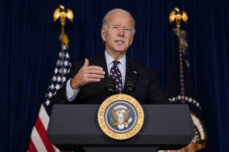 Байден – Путину: Россия заплатит "страшную цену", если нападет на Украину