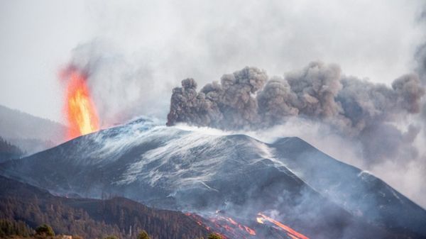 Извержение вулкана Кумбре-Вьеха на Пальме закончилось. Вот что оно сделало с островом за три месяца
