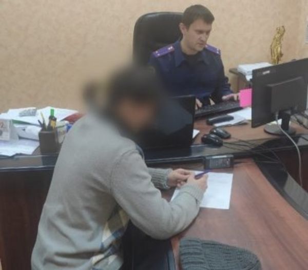 СКР: мать задушила детей шарфом и отнесла в овраг