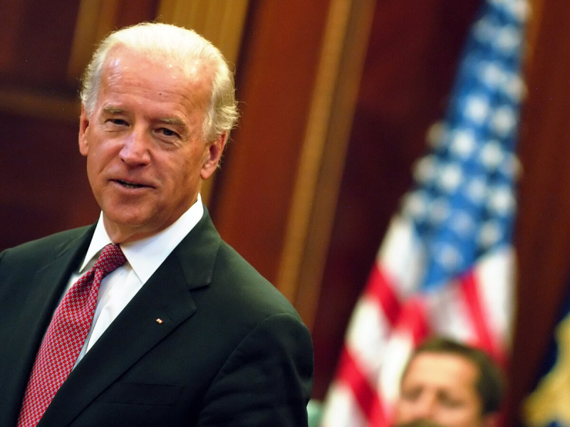 "Я не принимаю ничьих "красных линий": Байден анонсировал "долгую дискуссию" с Путиным об Украине