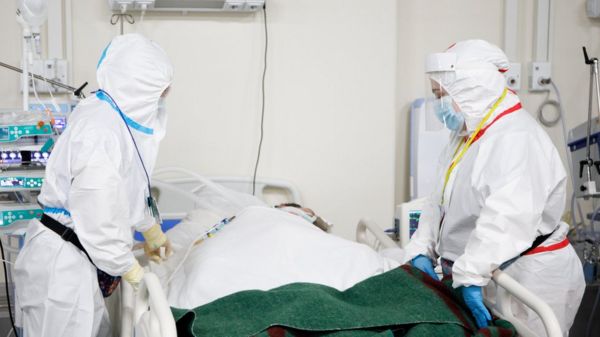 Росстат: в 2021 году умерло больше полумиллиона россиян с Covid-19