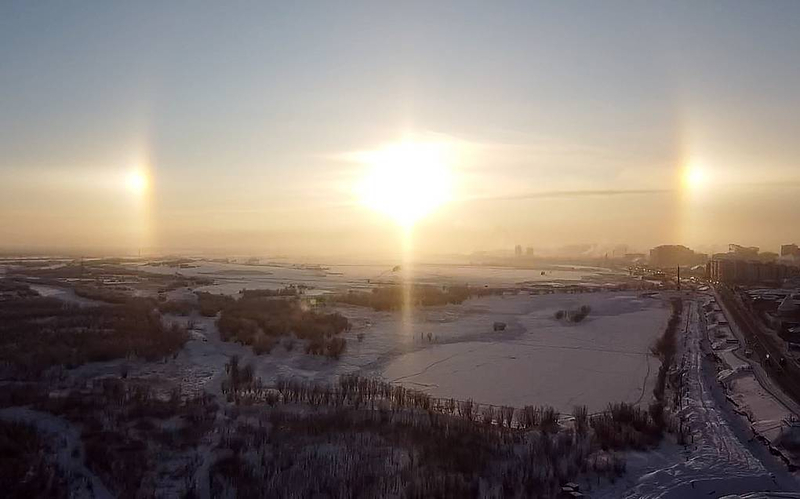 Гало, ложные солнца, световые столбы: как их отличить и где искать?