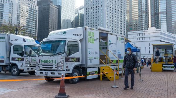 Коронавирус в мире: Австралия открывает границы, Индонезия ужесточает ограничения