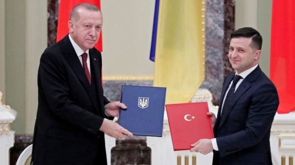 Дайджест: пока дипломаты спорят, вокруг Украины продолжается концентрация войск