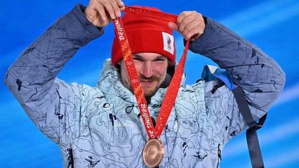 Олимпиада-2022: золото у фигуриста Натана Чена, невероятная борьба в женских лыжах и первый допинг пекинских Игр