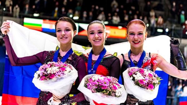 "Мисс Совершенство": мир покорен 15-летней фигуристкой Камилой Валиевой. Но чем ее успех грозит фигурному катанию?