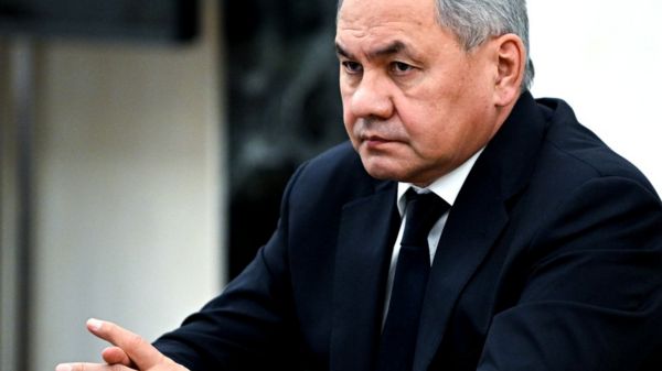 "Шанс есть всегда". Что Лавров и Шойгу сказали Путину о переговорах с Западом и учениях