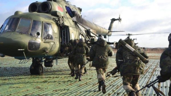 Британия и США рекомендовали своим гражданам немедленно покинуть Украину