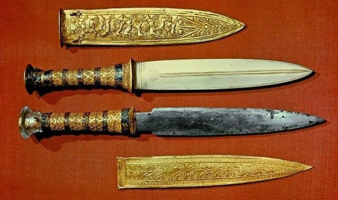 Японские ученые выяснили новые подробности о «космическом» кинжале Тутанхамона