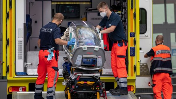 Убийство Немцова: в год до смерти за ним следили те же сотрудники ФСБ, что за Навальным