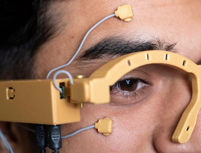 Система Mag Track позволит управлять устройствами мимикой и наклонами головы 