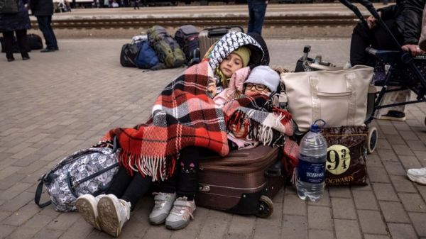 "Точка У" разорвалась на вокзале в Краматорске, 52 человека погибли. Что известно о нападении и ракете