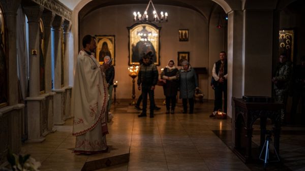 Фото: православные христиане во всем мире отмечают Пасху