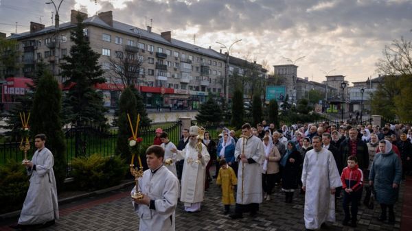 Фото: православные христиане во всем мире отмечают Пасху