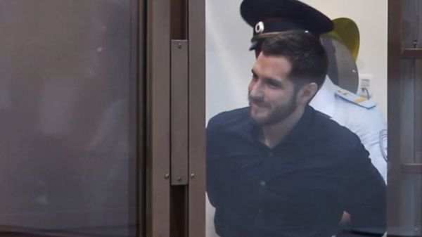 Российского летчика Ярошенко обменяли на осужденного в России бывшего американского морпеха