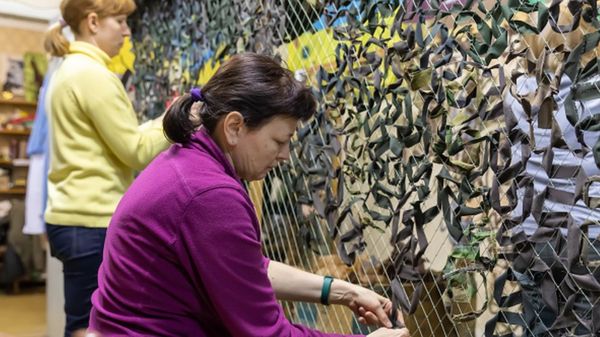 Освобождение Ирпеня, новые жертвы и не падающая духом Одесса. Пятая неделя войны в фотографиях