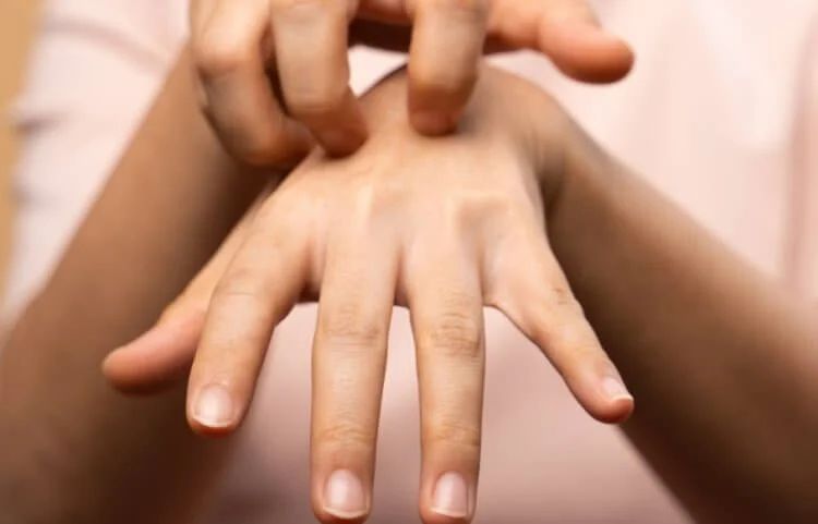 Почему +4 градуса осенью ощущаются холодно, а весной — тепло?