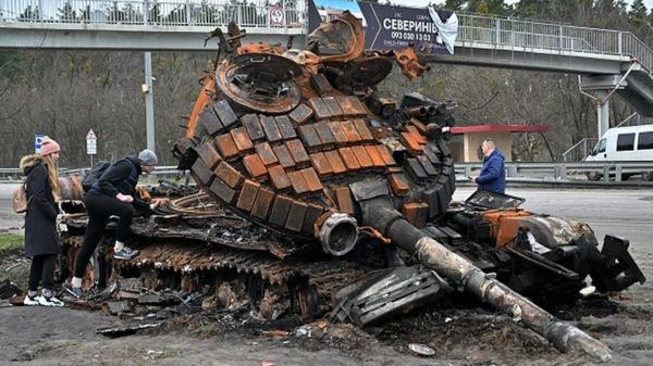 Украина заявила о начале затяжной войны и готовится вооружить миллион военных. Стоит ли ждать перемирия?