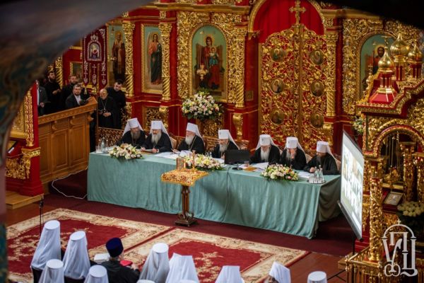 Украинская православная церковь заявила о независимости от Московского патриархата