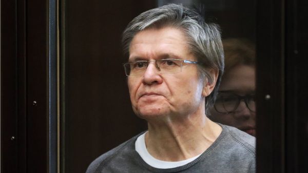 Бывший российский министр Алексей Улюкаев вышел из колонии