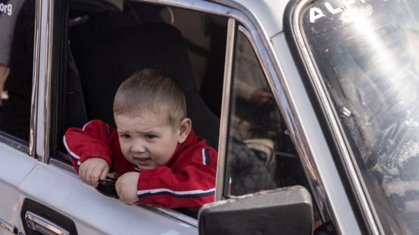68-й день войны в Украине: 5,5 миллионов беженцев и эвакуация с "Азовстали"