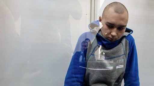 "Мне приказали выстрелить". В Киеве начался первый суд над российским военным, обвиняемым в убийстве мирного жителя