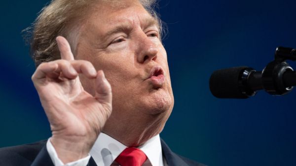 Дональд Трамп: "На Украину деньги у США есть, а на охрану школ - нет"