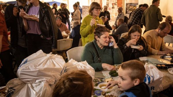 71-й день войны. Путин: защитники "Азовстали" должны сдаться; ООН объявила о третьем раунде эвакуации из Мариуполя