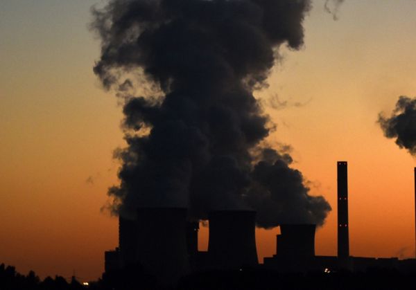 В апреле доля углекислого газа в атмосфере достигла рекордного уровня за миллионы лет