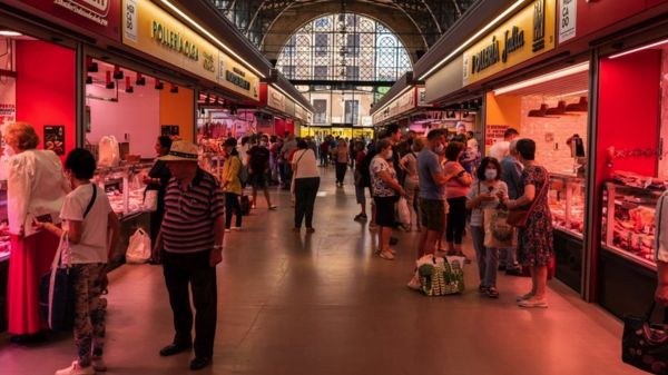 "Путинская" инфляция в Европе, новые обещания и заблокированные ценные бумаги. Главные экономические новости дня