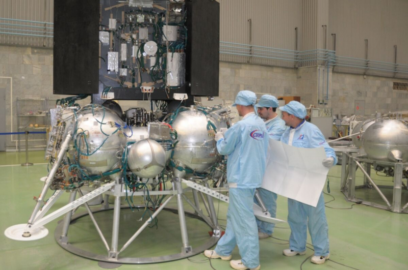 «Луну-25»вскоре направят на электрические испытания в вакуумной камере