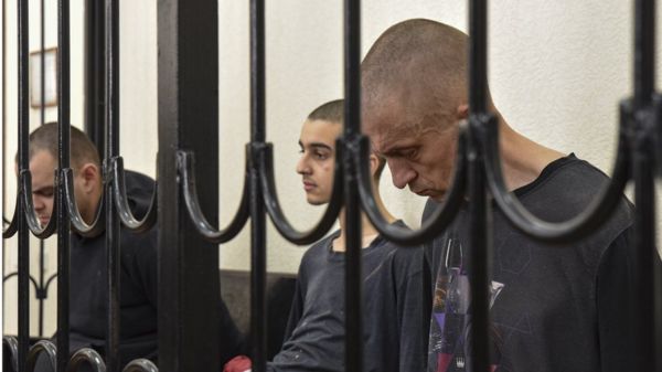 Джонсон призвал сделать все возможное для освобождения британцев, приговоренных в Донецке к казни. Что дальше?