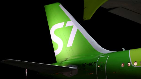 Заморозка лоукостера S7 и возвращение L'Occitanе по-русски. Главные экономические новости дня