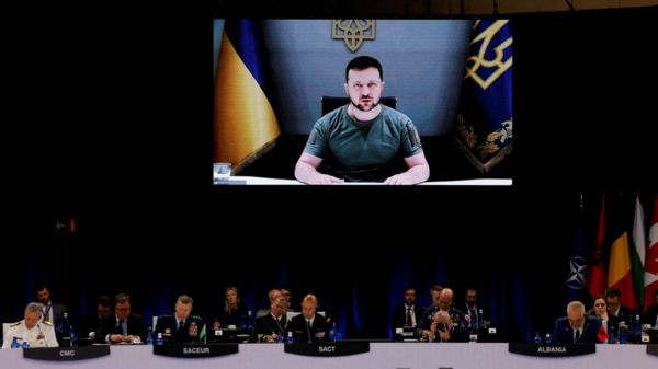 "То, чего не хотел Путин". НАТО считает Россию самой большой угрозой, США увеличивают контингент в Европе