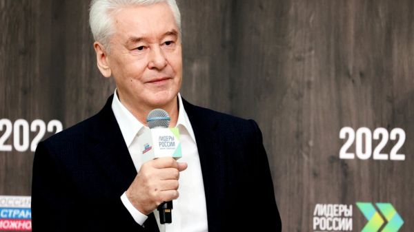 ЕС вводит санкции против Собянина, а российский минфин придумывает новые способы ослабить рубль. Главные экономические новости дня