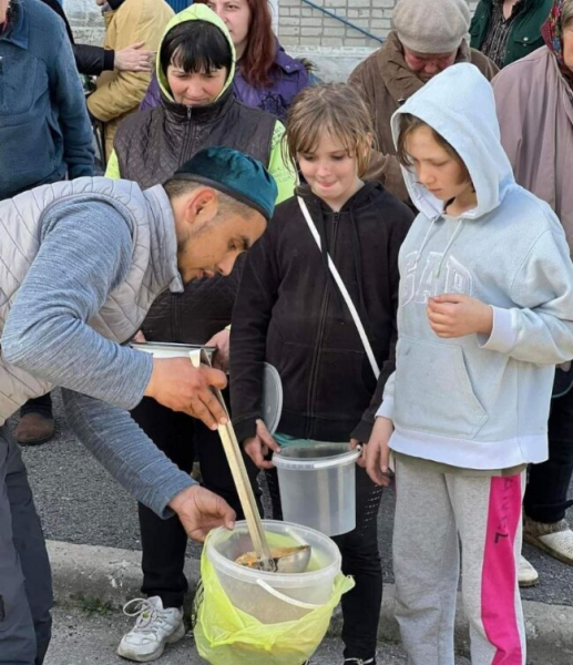 В украинском Чугуеве погиб уроженец Узбекистана Сардор Хакимов, который кормил пловом местных жителей