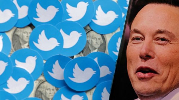 Илон Маск пообещал в "Твиттере" купить "Манчестер Юнайтед". Но может быть он так шутит