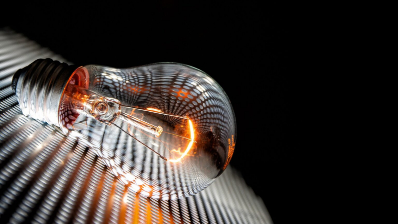 Силы света: как путешествовать через вещество?