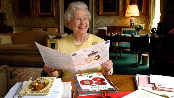 Королева Елизавета II: жизнь в фотографиях