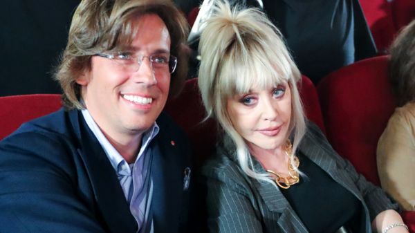 "Галкину с нами не по пути": как Пугачеву и ее семью критикуют "патриоты"