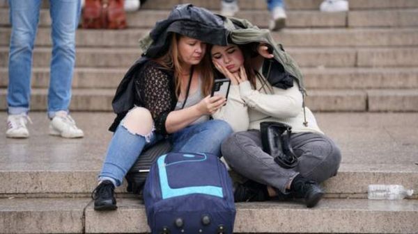 Королева Елизавета II под медицинским наблюдением в Балморале. Врачи обеспокоены состоянием ее здоровья