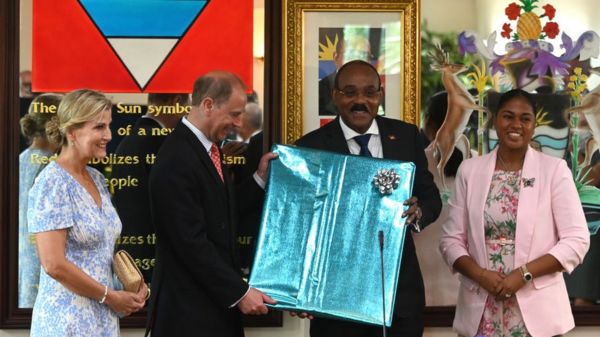 Антигуа и Барбуда могут провести референдум об отказе считать британского монарха главой государства