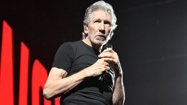 В Польше отменили концерты одного из основателей Pink Floyd, который обвинил в разжигании войны Украину