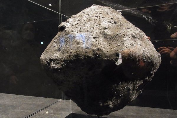 Найдены новые доказательства возникновения жизни на Земле из космоса