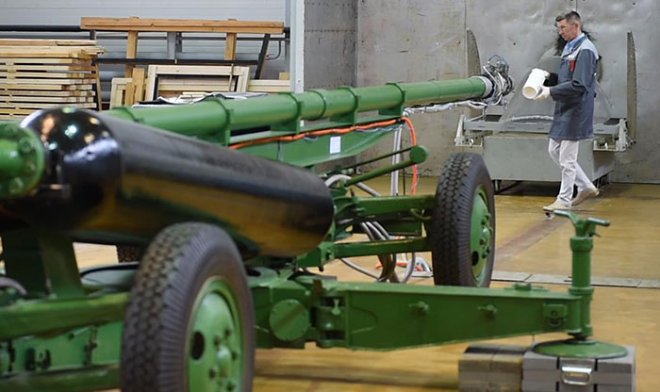 «Ростех» расстреляет птицами остекление самолетов 