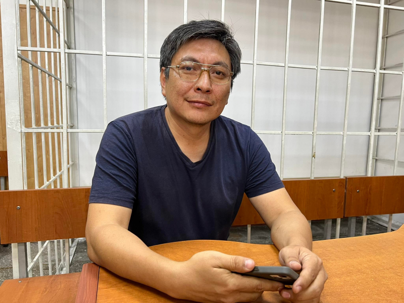 В Кыргызстане суд оправдал журналиста-расследователя Болота Темирова по делу о наркотиках и незаконном пересечении границы