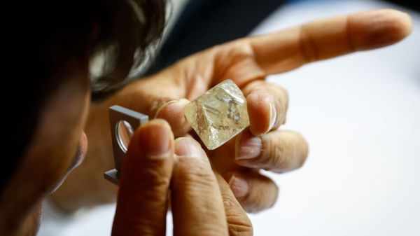 Восьмой пакет санкций ЕС против России: Газманов, Дугин, ослабление нефтяного эмбарго, запрет на криптокошельки